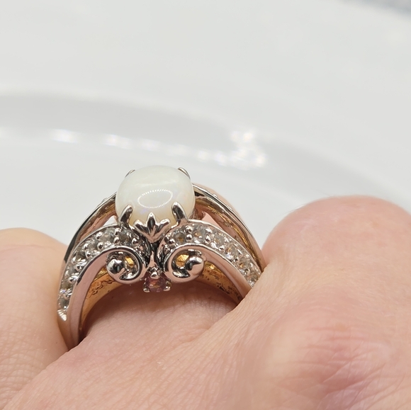 Victoria Wieck Vintage White Fire Opal ,Topaz and Garnet Ring - Picture 6 of 17